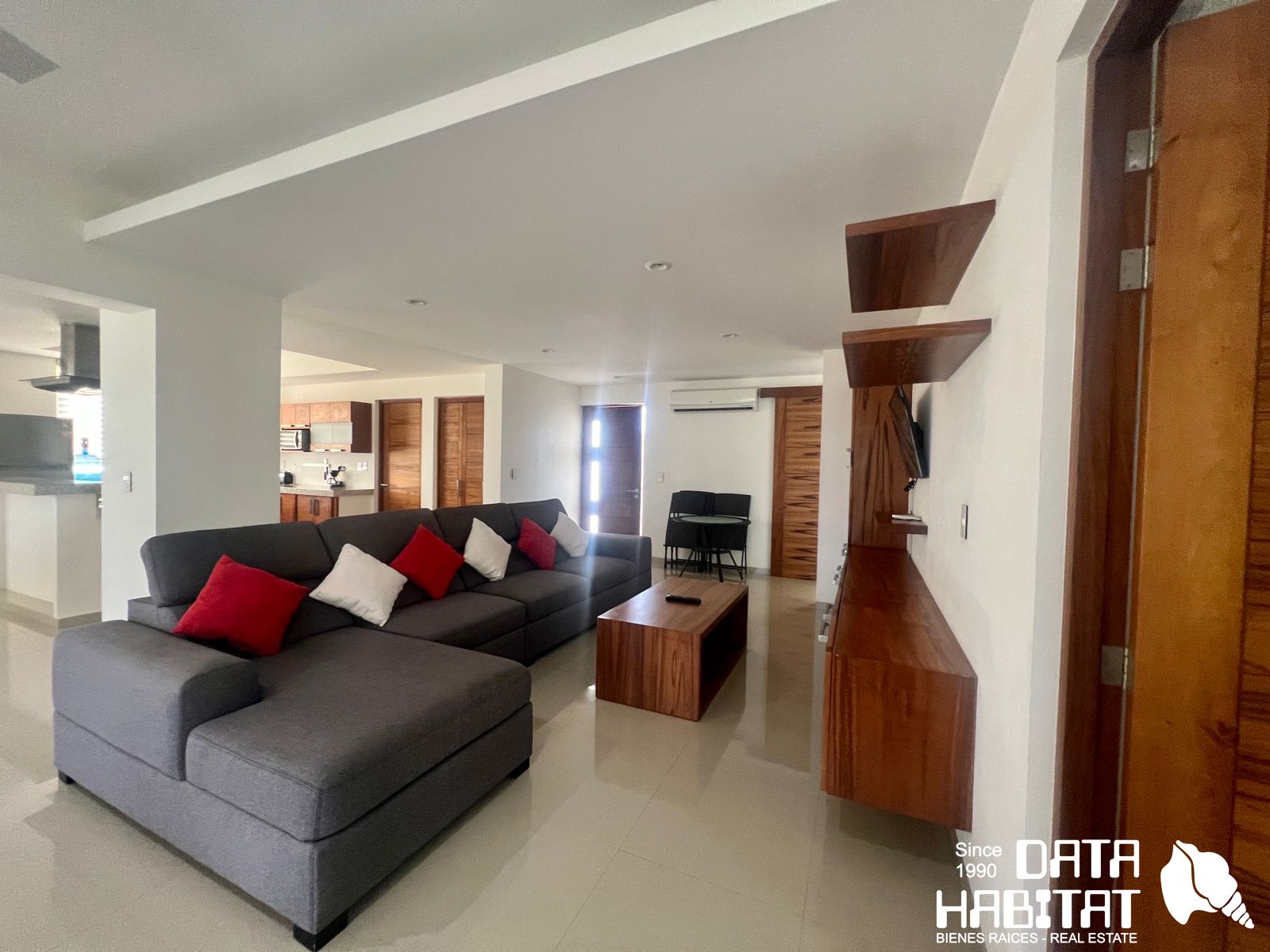 A1 Villas Antar